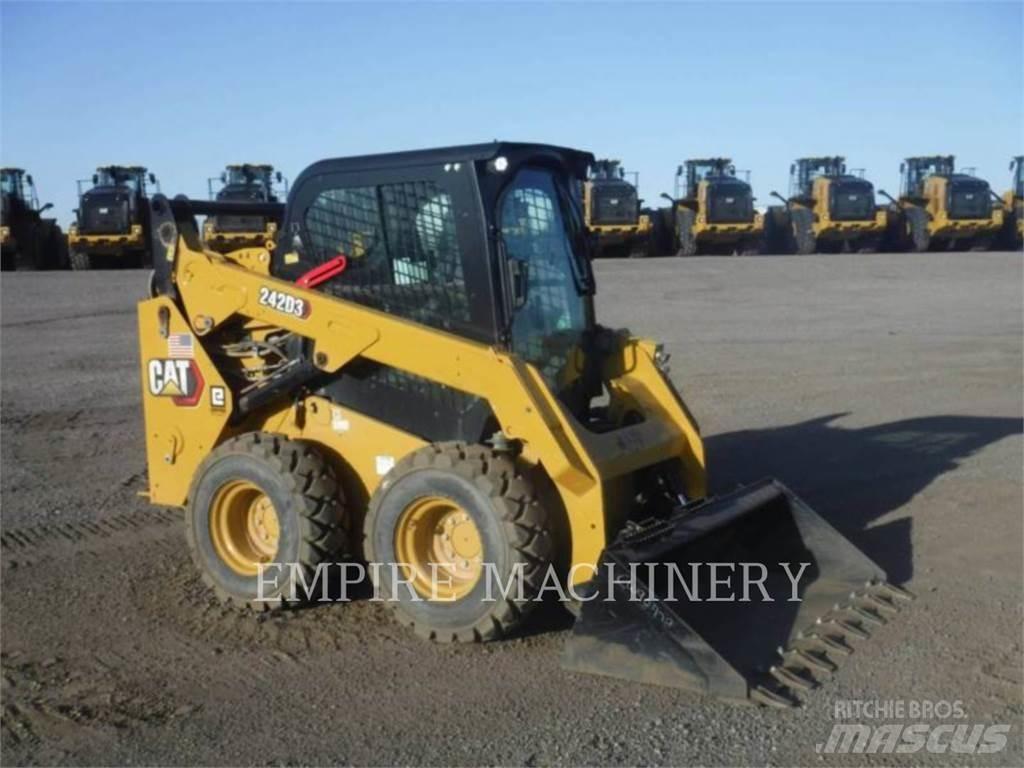 CAT 242D3 CA Skid steer loaders