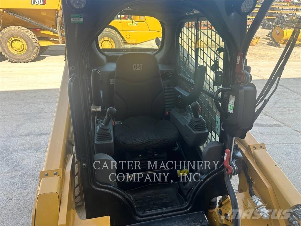 CAT 246 Skid steer loaders