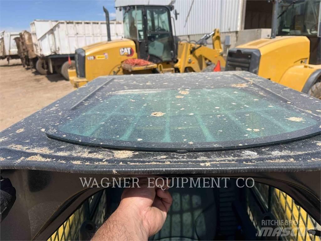 CAT 246D3 Skid steer loaders