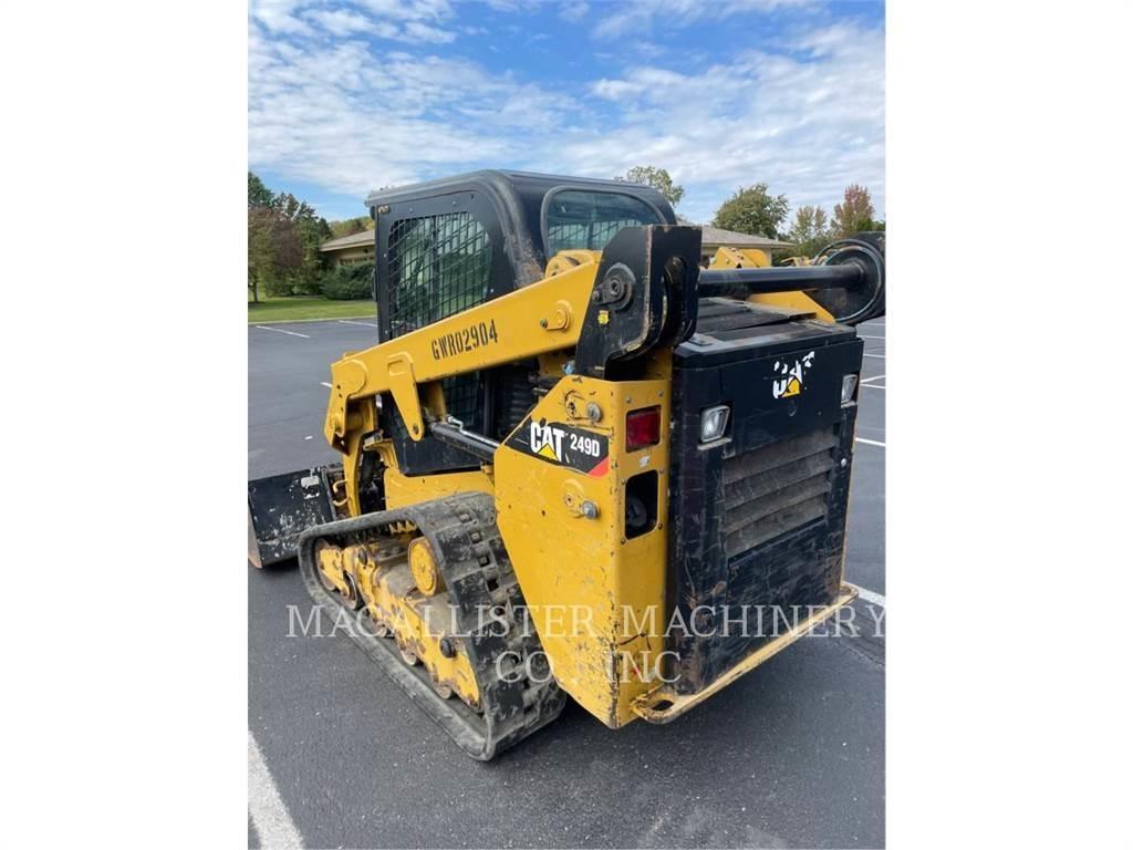 CAT 249D Crawler loaders