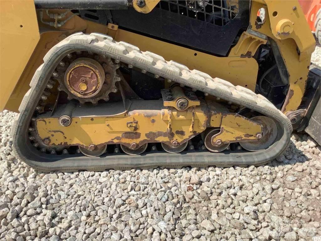 CAT 249D Crawler loaders