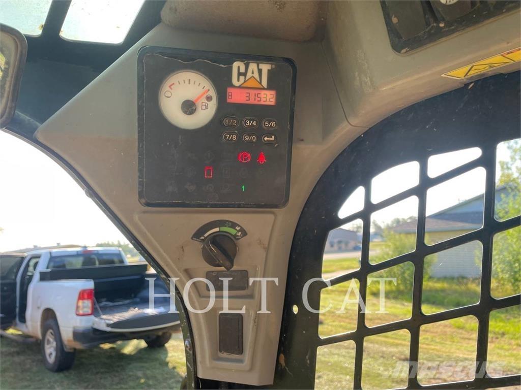 CAT 249D Crawler loaders