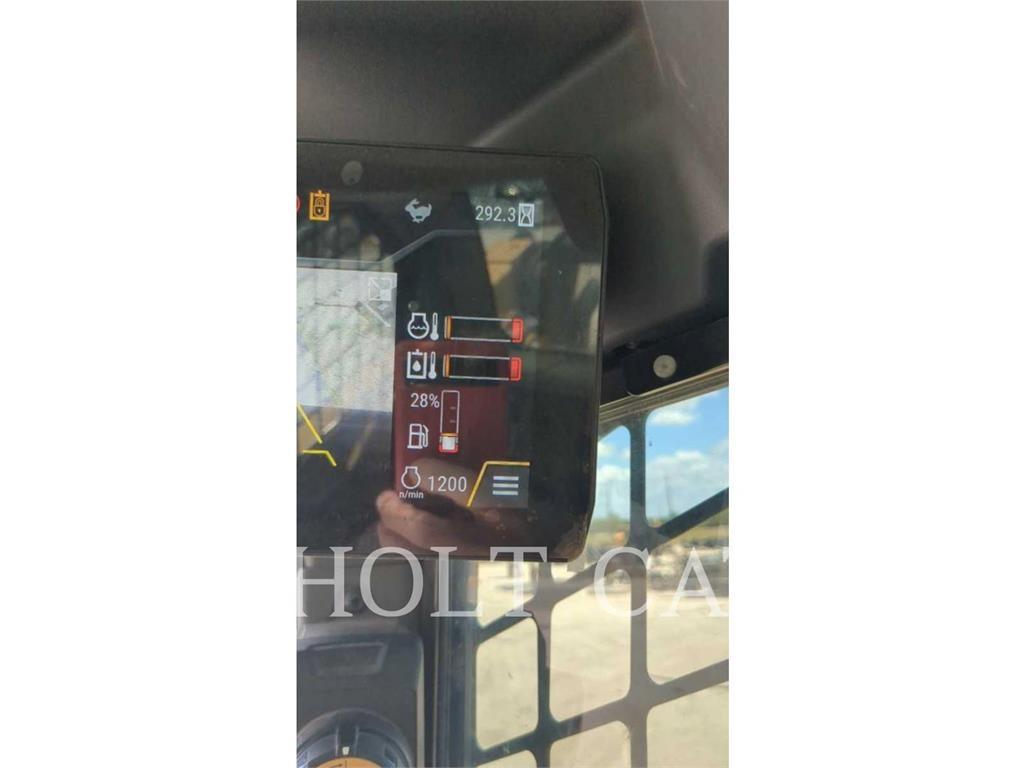 CAT 255 XPS Skid steer loaders