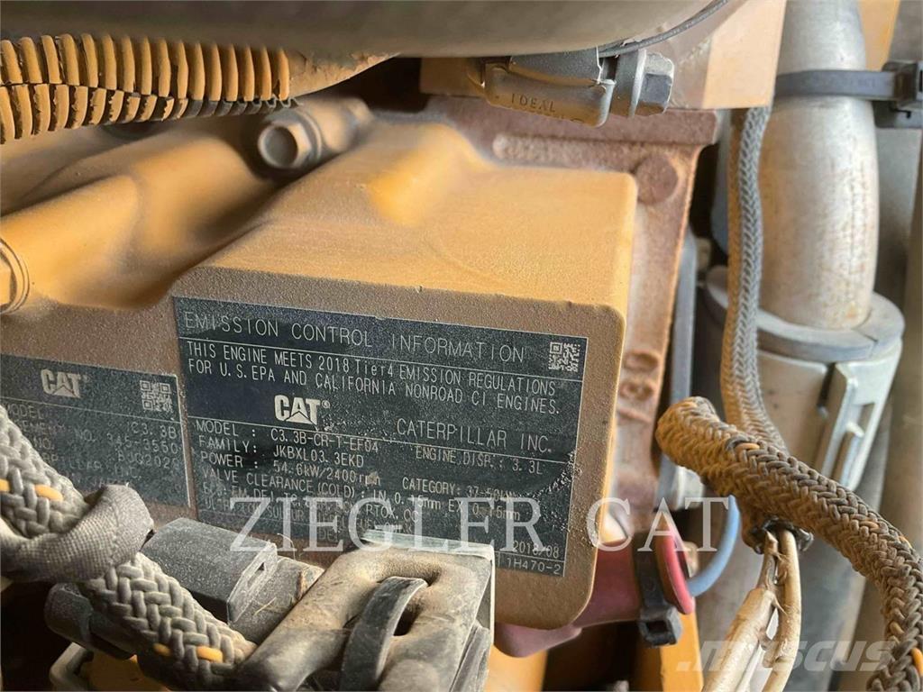 CAT 257D Crawler loaders