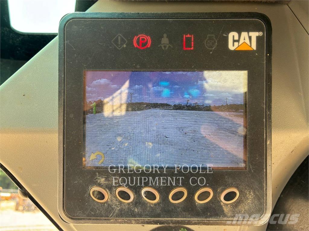 CAT 259D3 Crawler loaders