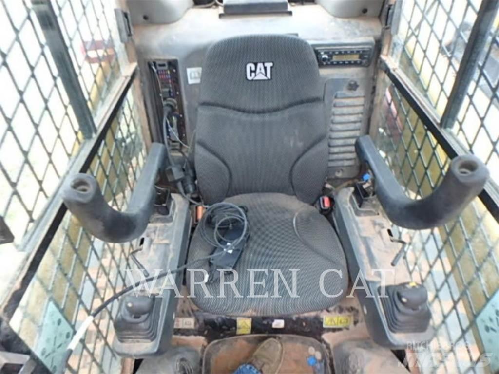 CAT 259D3 C3H2 Crawler loaders