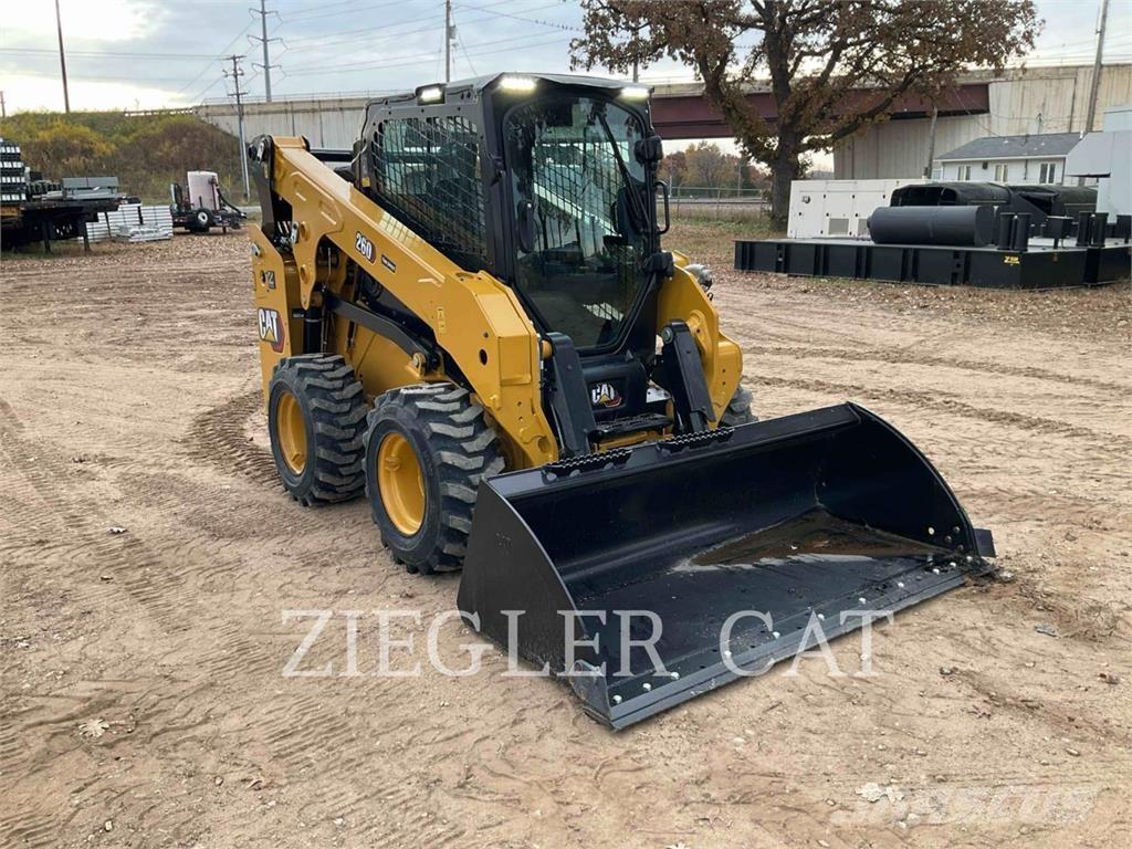 CAT 260 Skid steer loaders