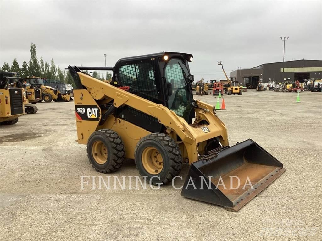 CAT 262D Skid steer loaders
