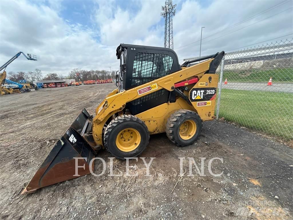 CAT 262D Skid steer loaders