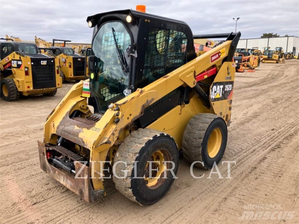 CAT 262D Skid steer loaders
