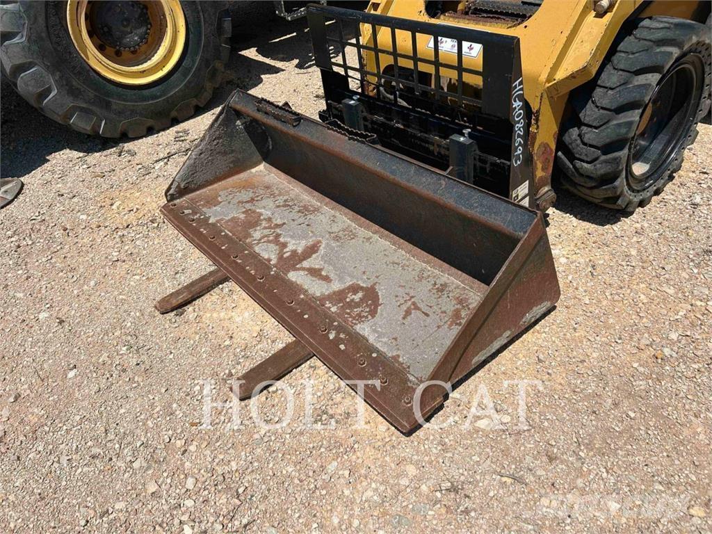 CAT 262D Skid steer loaders