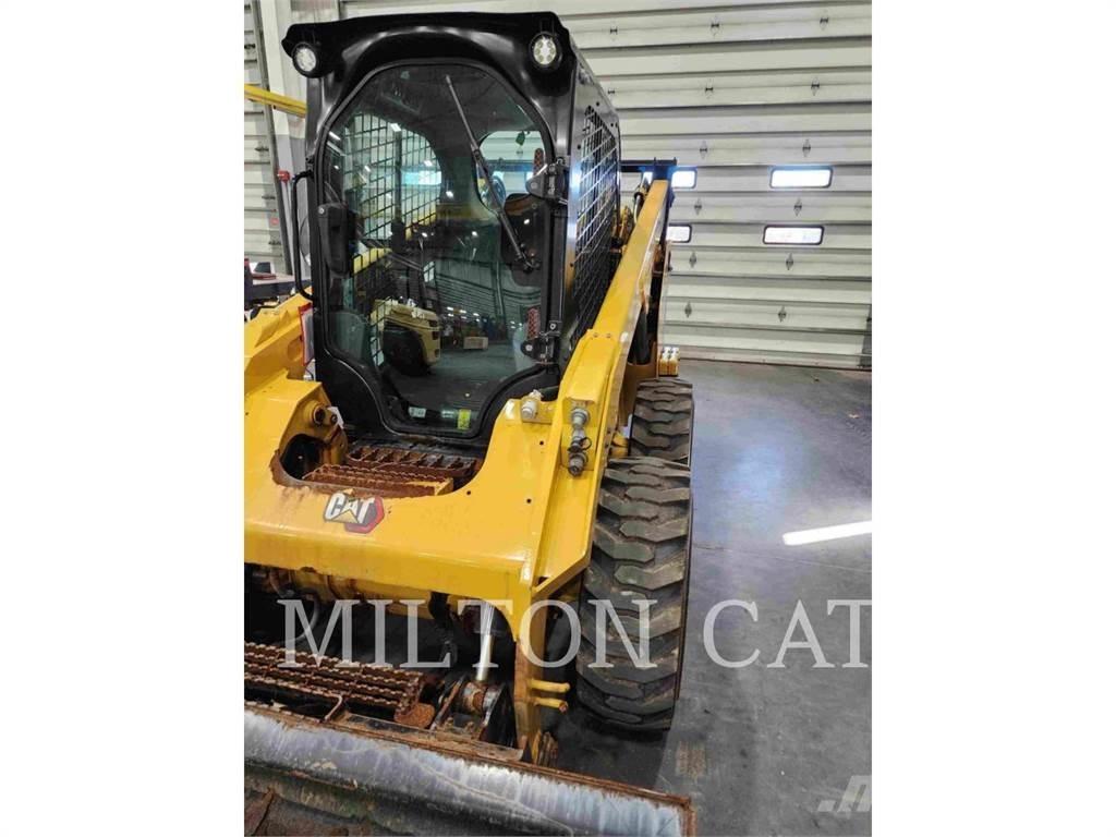 CAT 262D 3 Skid steer loaders