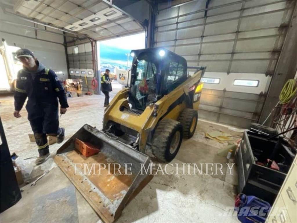 CAT 262D CA Skid steer loaders