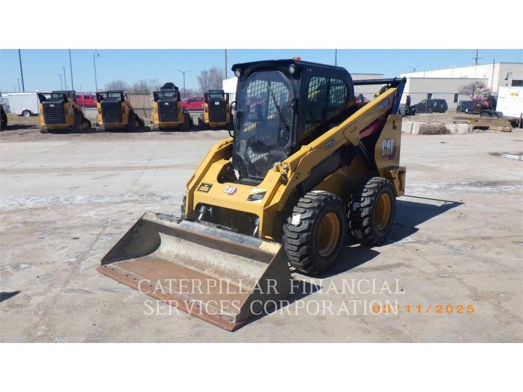 CAT 262D3 Skid steer loaders