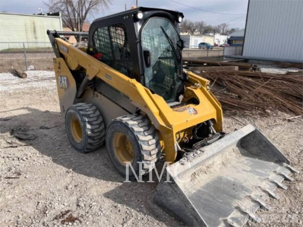 CAT 262D3 Skid steer loaders