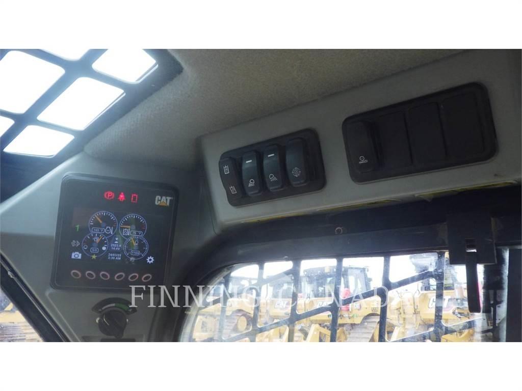 CAT 262D3 Crawler loaders