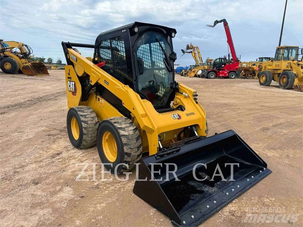 CAT 262D3 Skid steer loaders