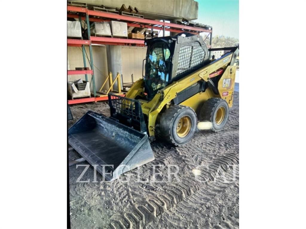 CAT 262D3 Skid steer loaders