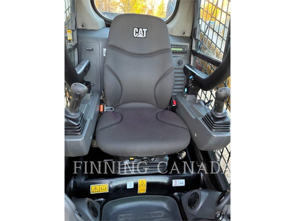 CAT 262D3 Skid steer loaders