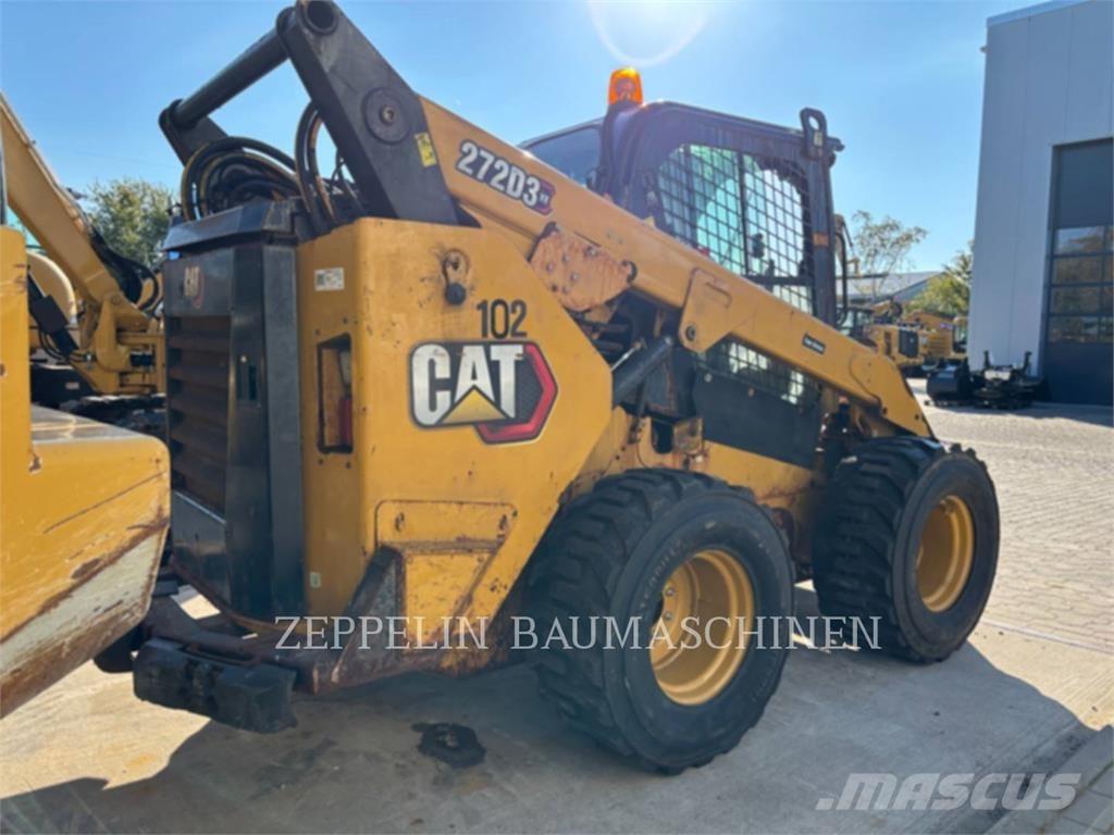 CAT 272D2 Skid steer loaders