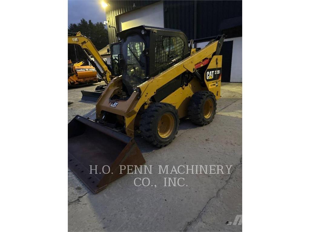 CAT 272D2 Skid steer loaders
