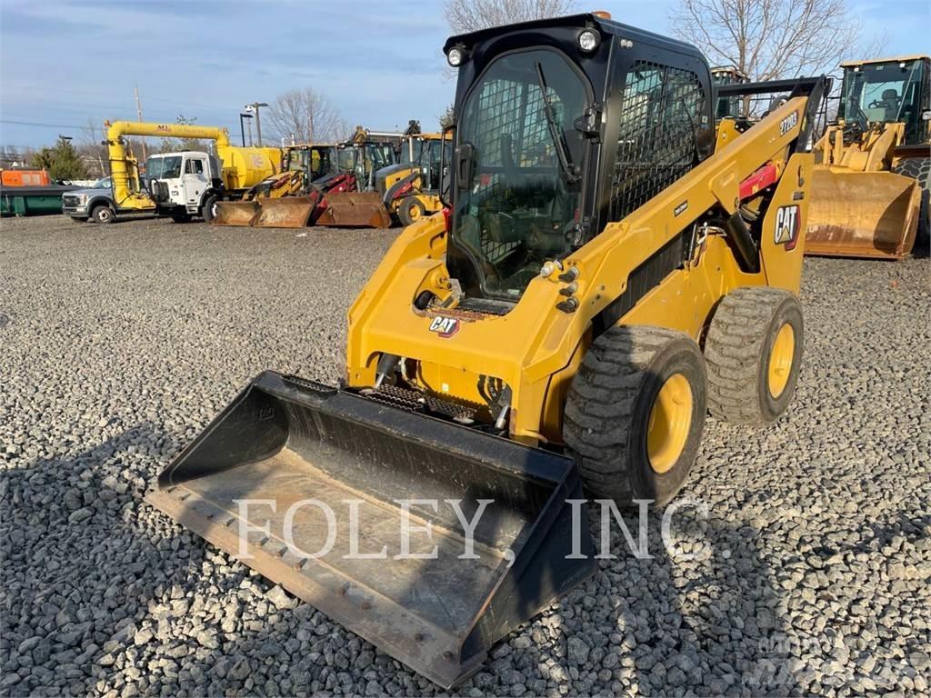 CAT 272D3 Skid steer loaders