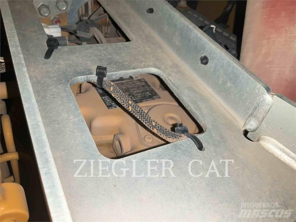 CAT 272D3 Skid steer loaders