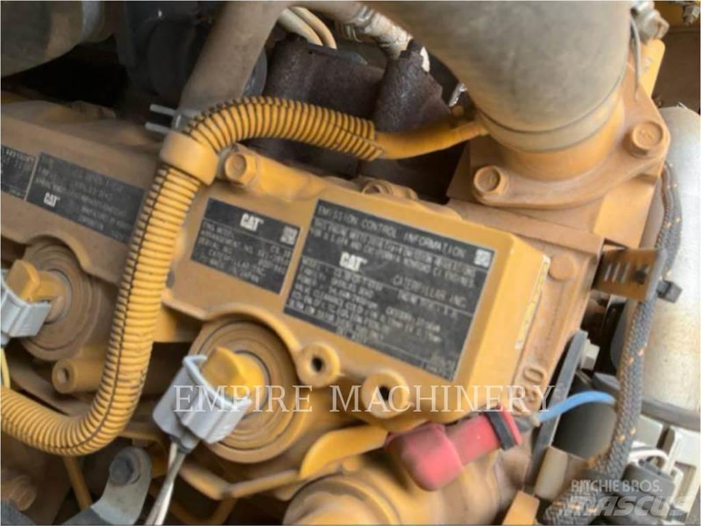 CAT 279D XPS Skid steer loaders