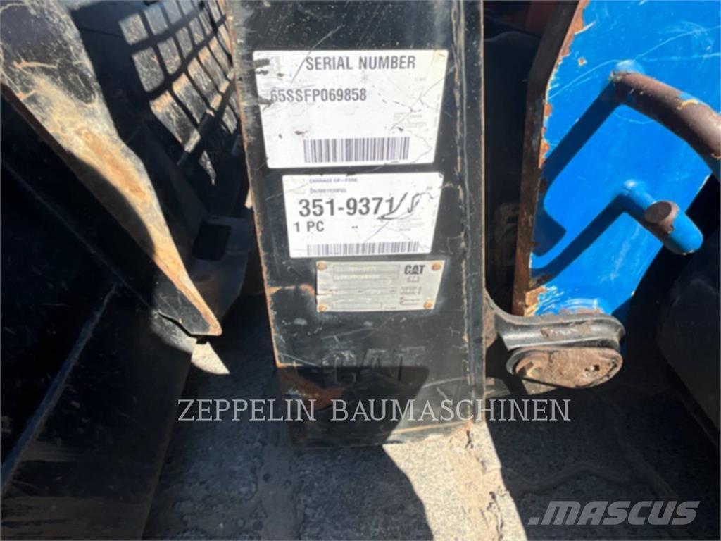 CAT 289D Skid steer loaders