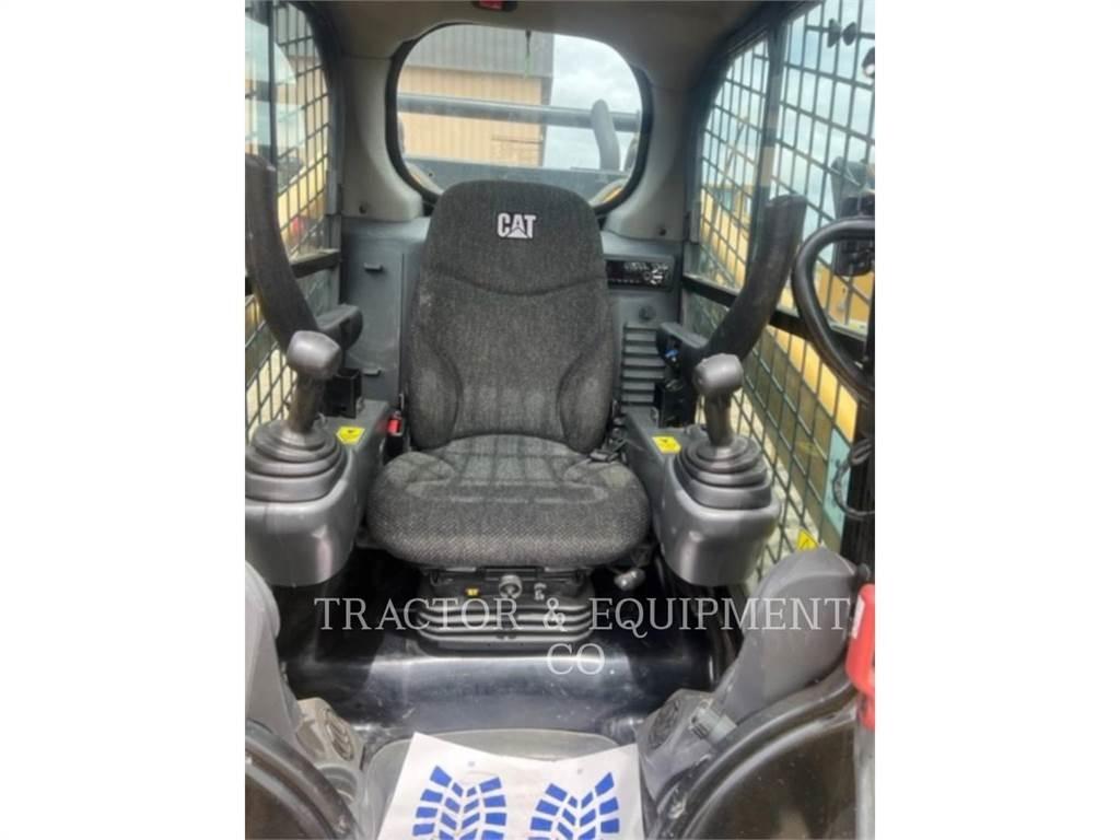 CAT 299D2 XHP Skid steer loaders