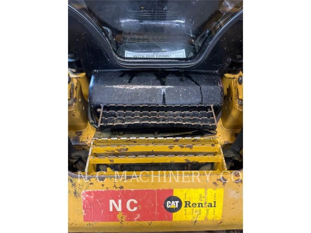 CAT 299D2 XHP Skid steer loaders