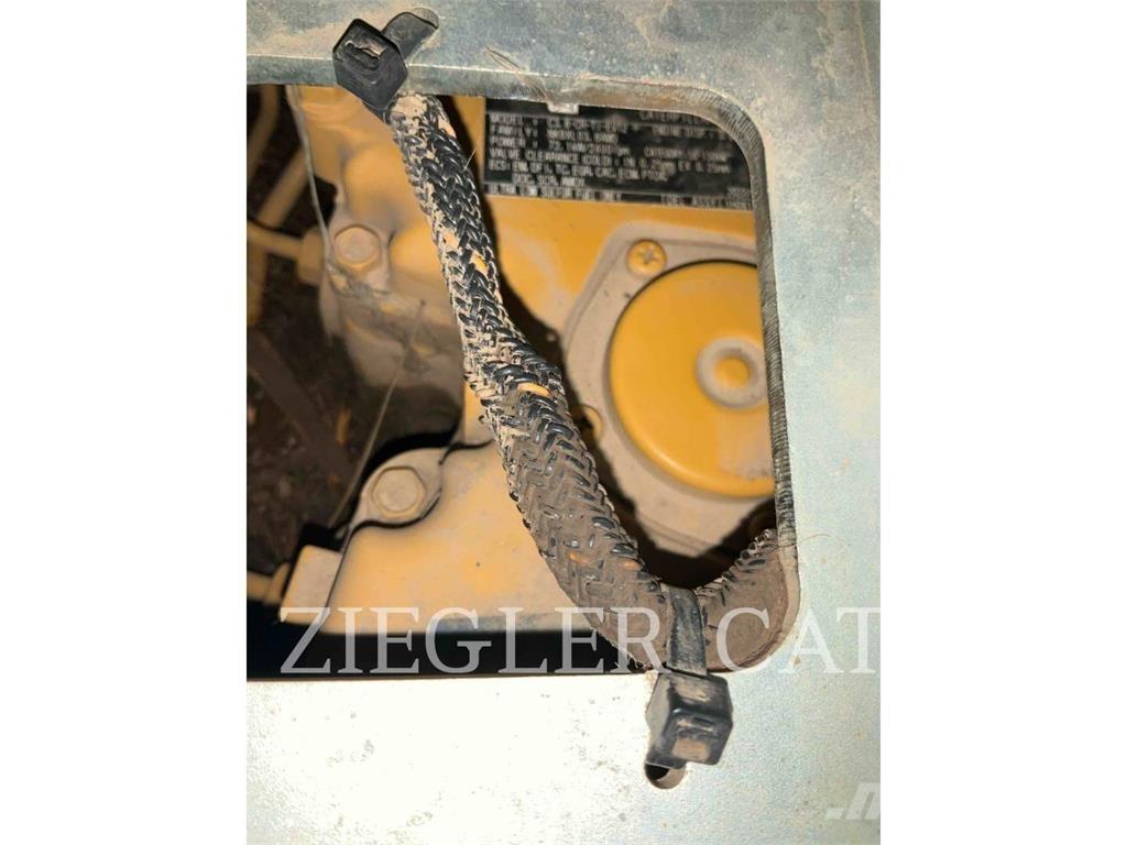 CAT 299D3 Crawler loaders