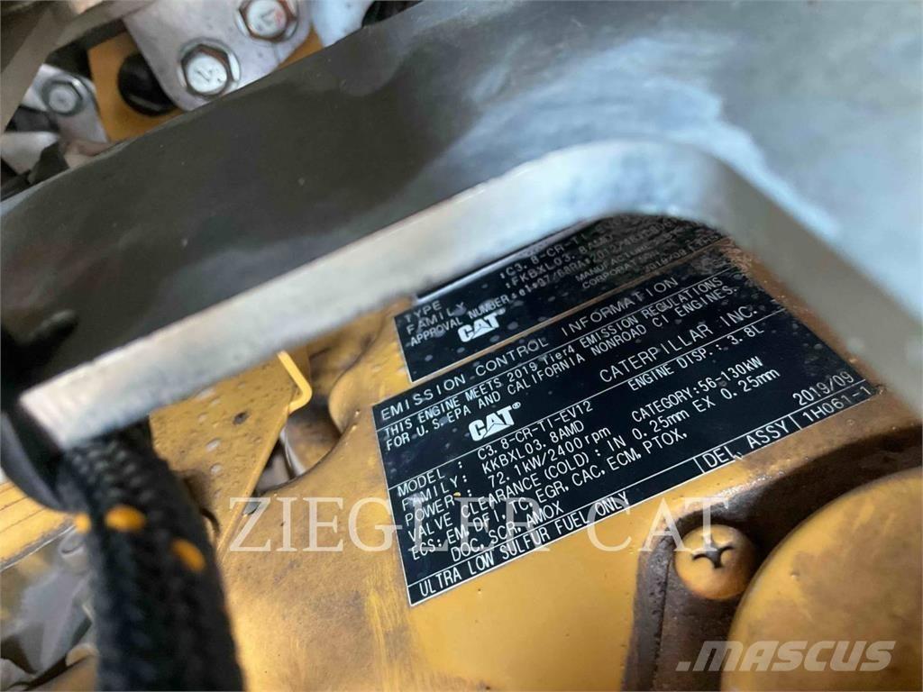 CAT 299D3 Crawler loaders