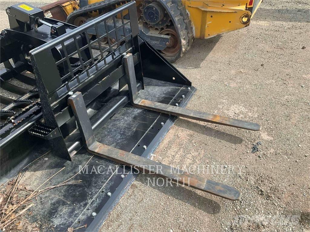 CAT 299D3XE D2AQBRW Skid steer loaders