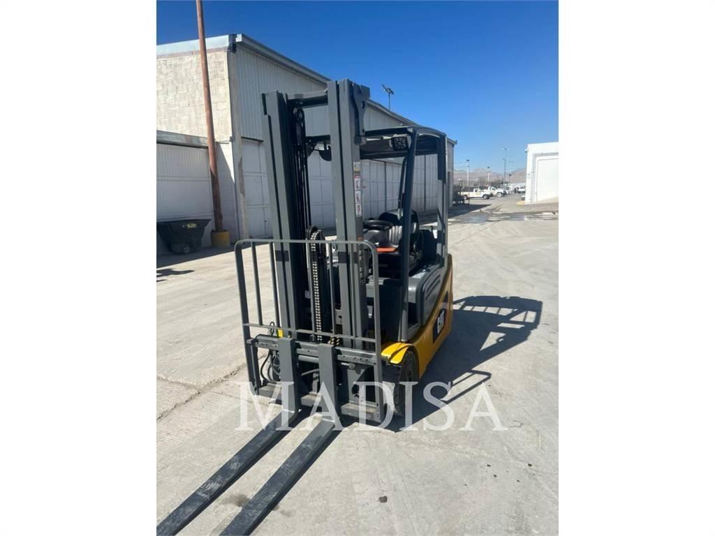 CAT 2ET3000 Forklift trucks - others