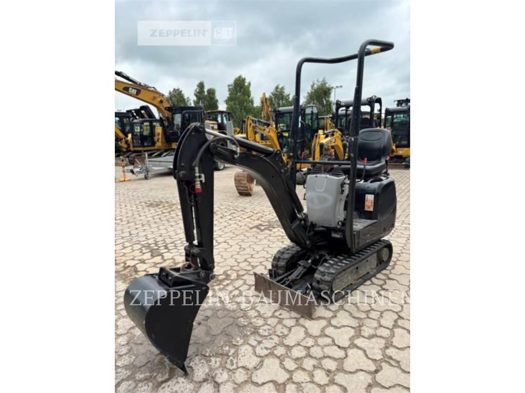 CAT 300.9D Crawler excavators