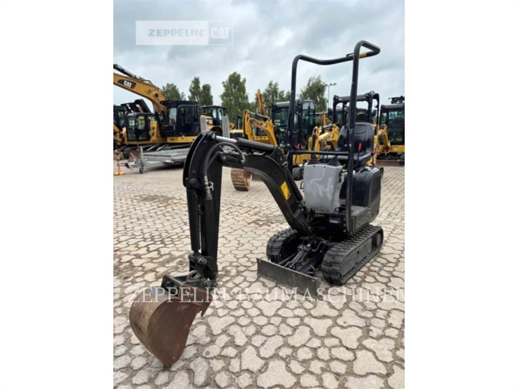 CAT 300.9D Crawler excavators