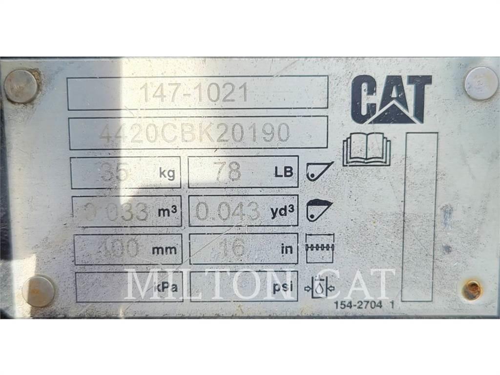 CAT 301 16 DIG BUCKET Buckets