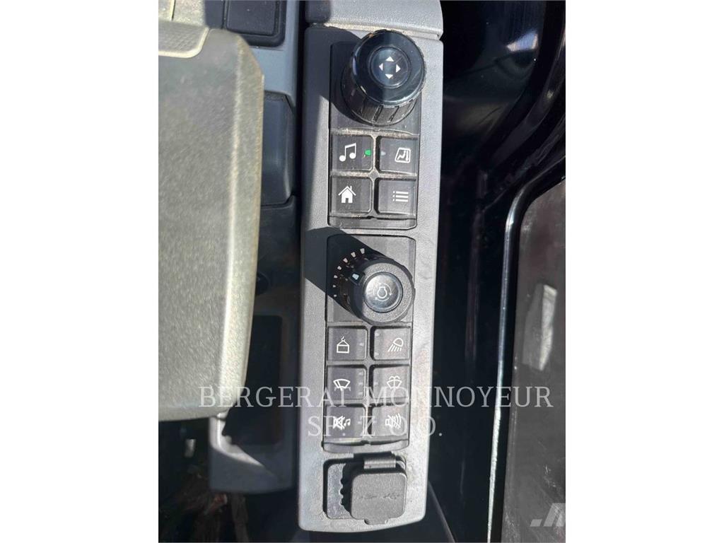 CAT 301.8 Crawler excavators