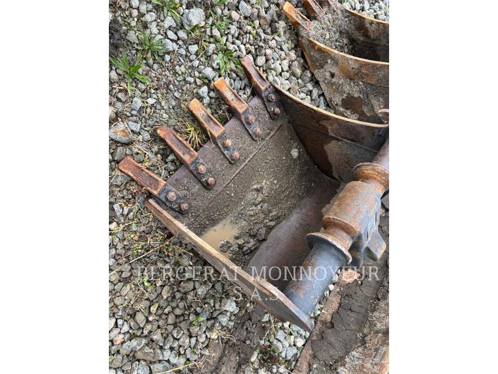 CAT 302.7 Crawler excavators