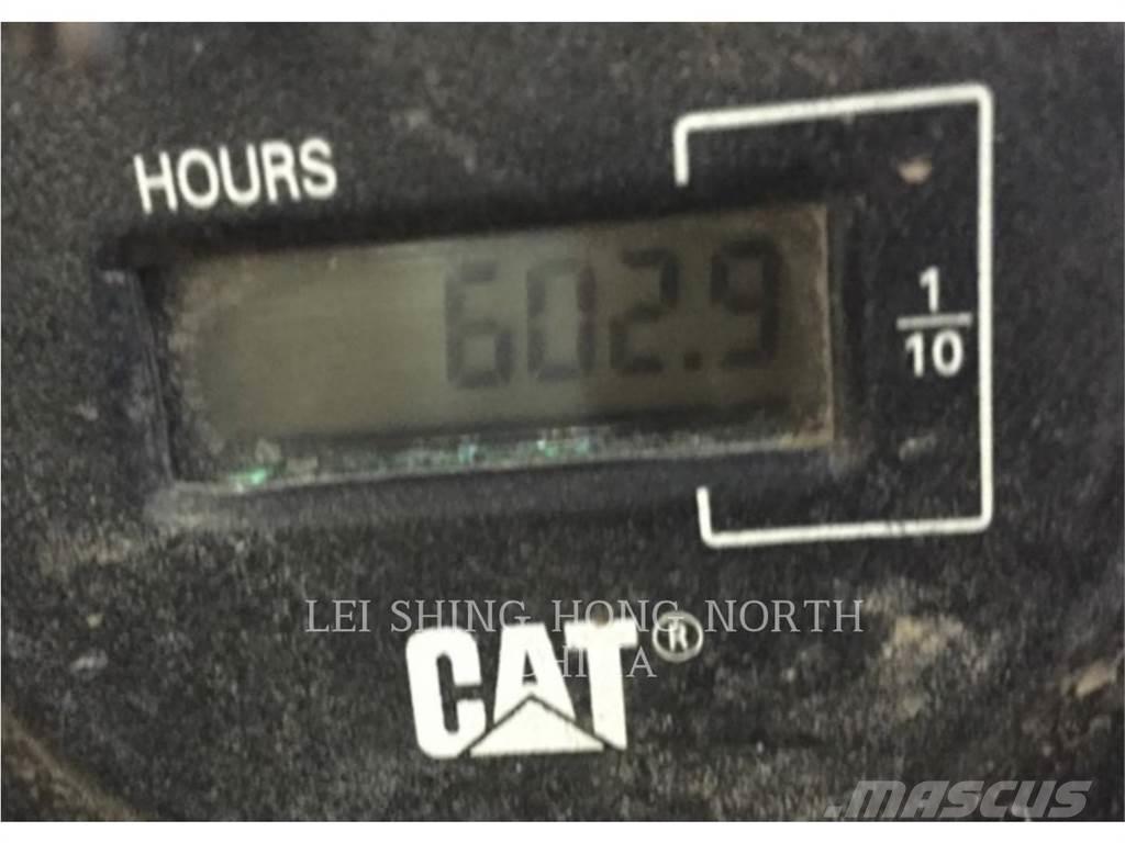 CAT 305.5E2 Crawler excavators