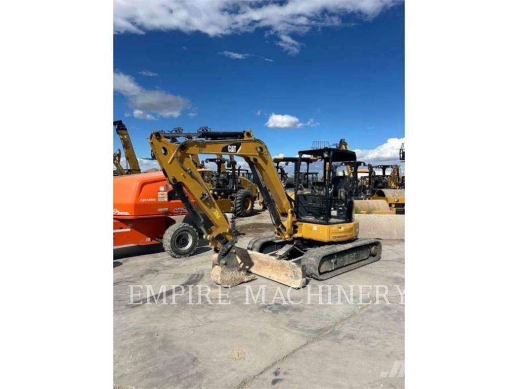 CAT 305.5E2 OR Crawler excavators