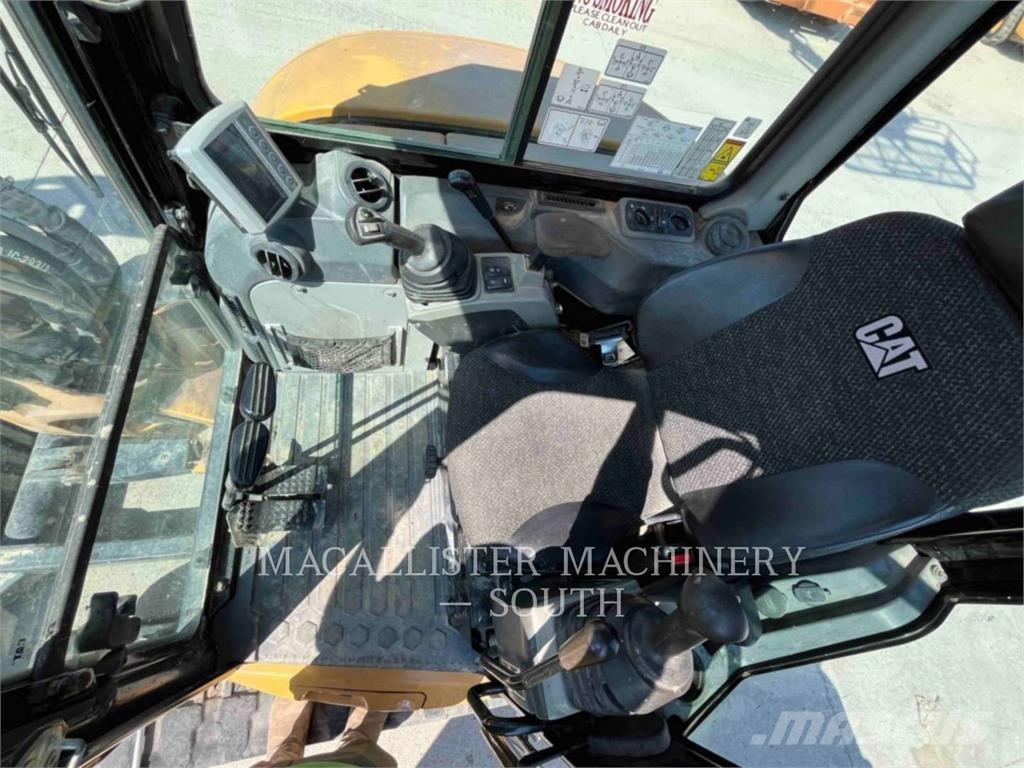 CAT 305E2CR Crawler excavators