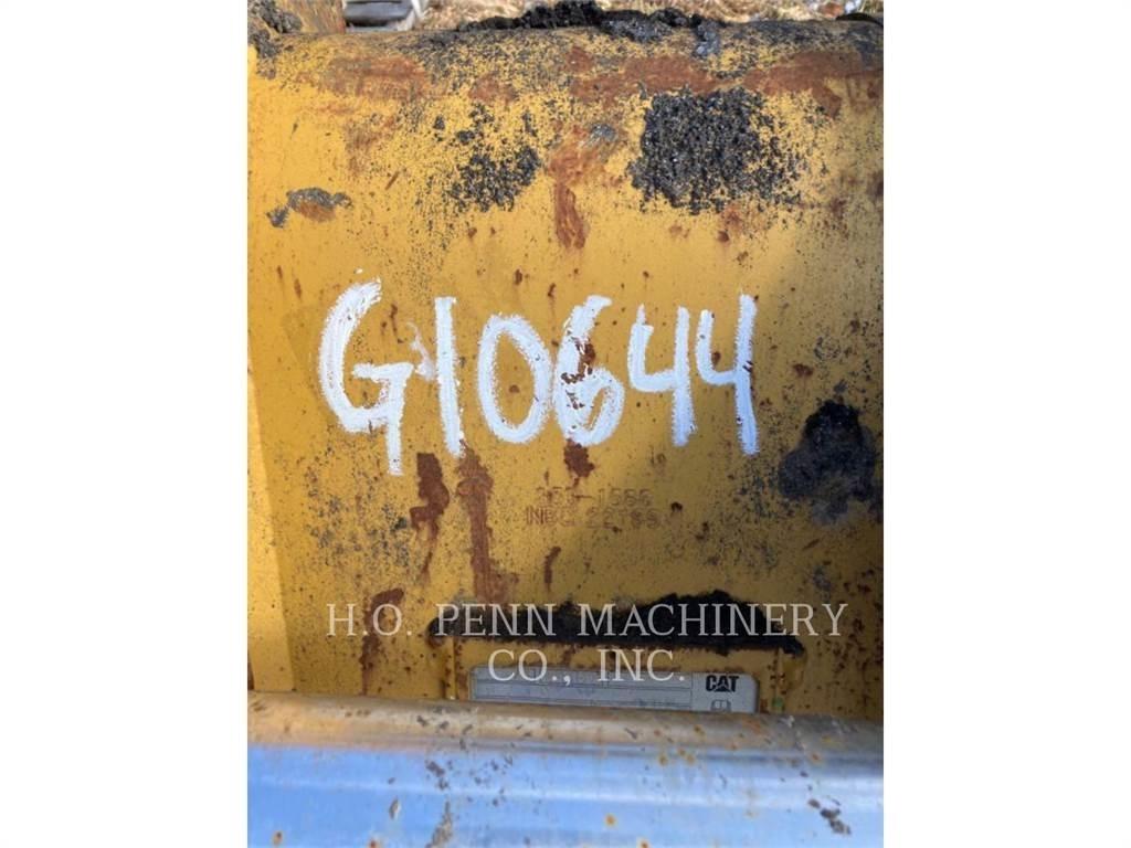 CAT 316-30IN BUCKET Buckets