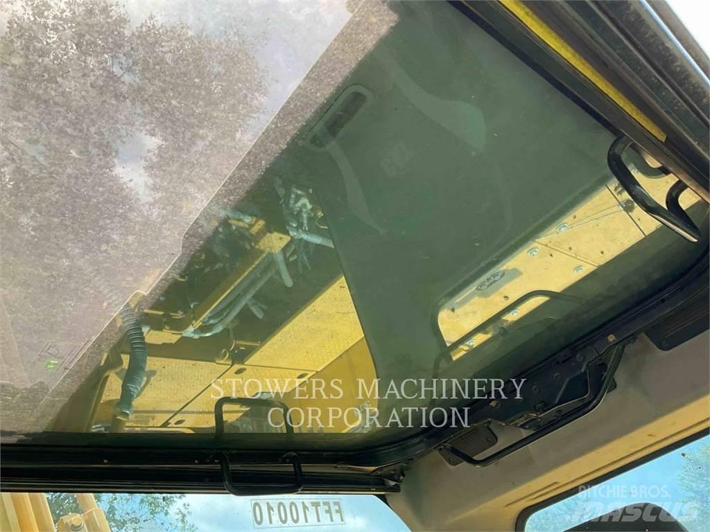 CAT 318FL Crawler excavators