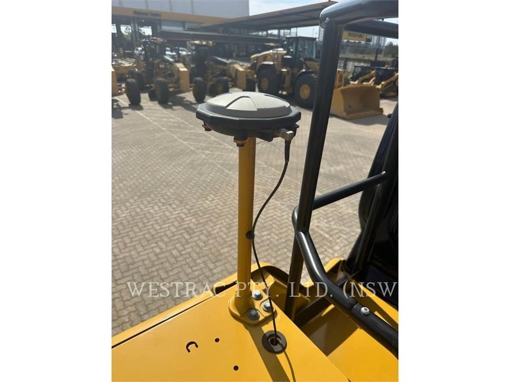 CAT 320-07 Crawler excavators