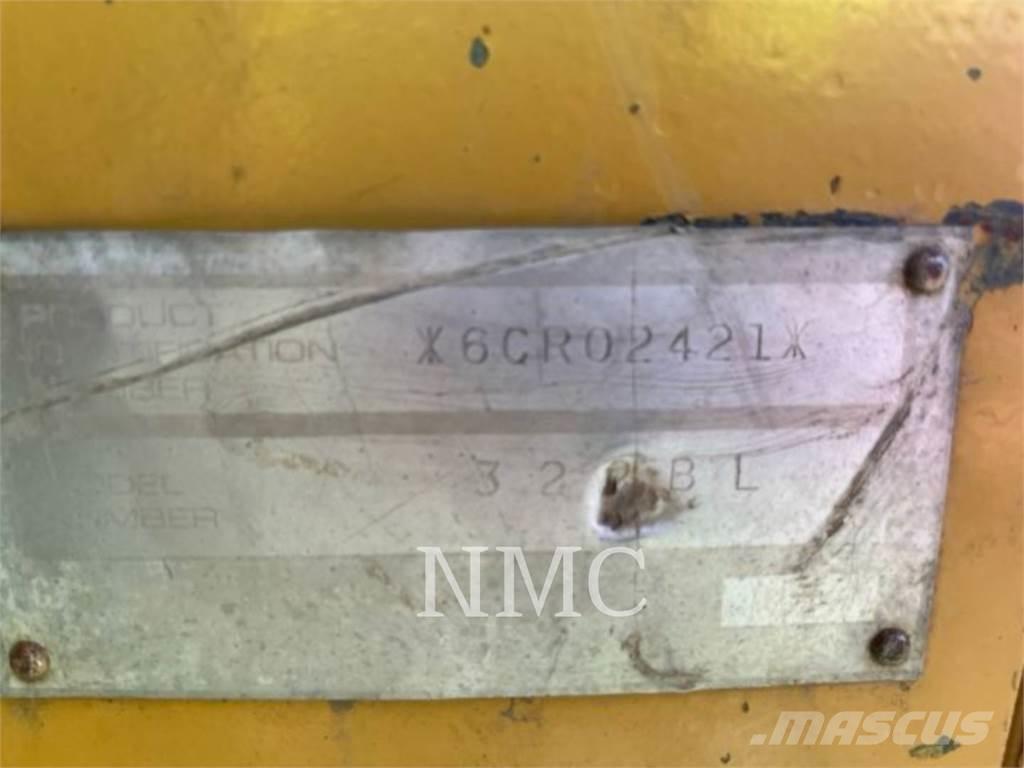 CAT 320BL Crawler excavators