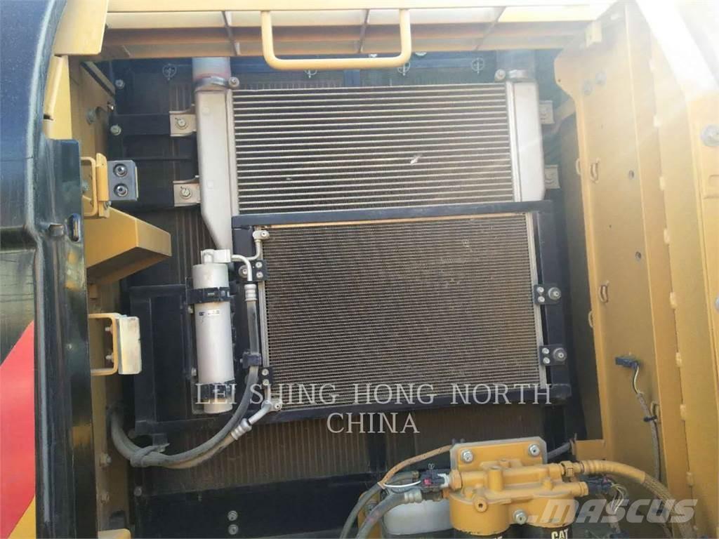 CAT 320D2GC Crawler excavators