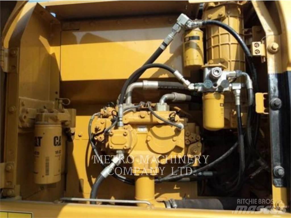 CAT 320DGC Crawler excavators