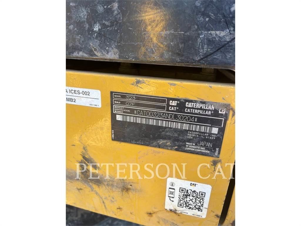 CAT 323 Crawler excavators